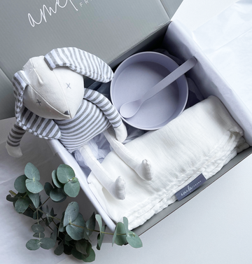 Gift Box | Newborn Bundle | Seashell